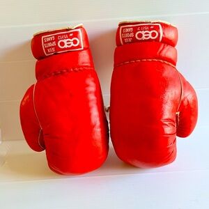 Vintage 1970s Red Leather Boxing Gloves